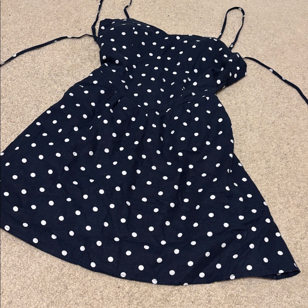 Hollister Open-Back Linen-Blend Mini Dress. - Picture 4 of 6